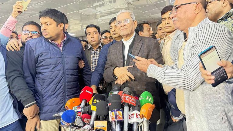 মামলা নিষ্পত্তি হলে দেশে ফিরবেন তারেক রহমান: ফখরুল
