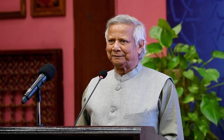 ডি-৮ শীর্ষ সম্মেলন শেষে দেশে ফিরেছেন প্রধান উপদেষ্টা