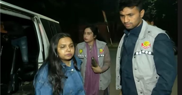 সাবেক ছাত্রলীগ সহ-সভাপতি নিশিতা ইকবাল গ্রেপ্তার