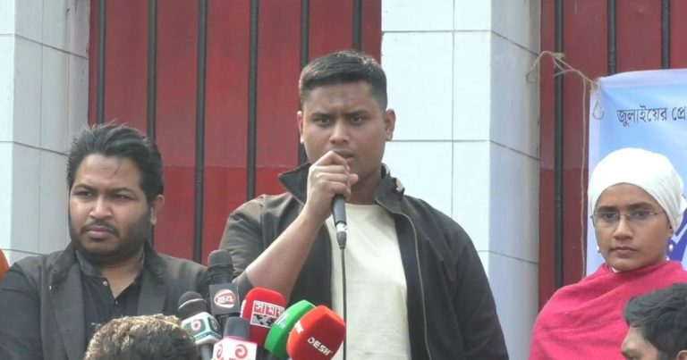 তরুণ প্রজন্মমের ভাষা বুঝতে ব্যর্থ হলে আ. লীগের মতোই পরিণতি হবে: হাসনাত