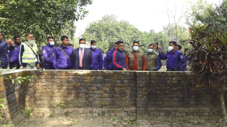 ঝিনাইদহে আ.লীগ নেতাসহ ২ জনের লাশ উত্তোলন
