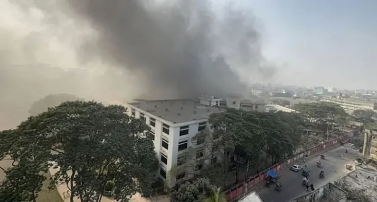 হাজারীবাগে ট্যানারির গোডাউনের আগুন নিয়ন্ত্রণে