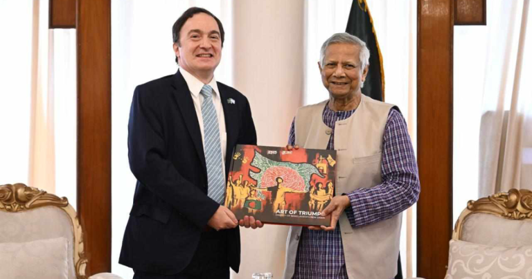 ‘ফুটবলের সম্পর্ক কাজে লাগিয়ে দ্বিপাক্ষিক সহযোগিতা বাড়াতে পারি’