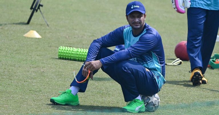 রূপগঞ্জের জার্সিতে খেলবেন সাকিব? যা বলছেন ক্লাব কর্তা