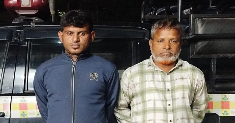 ফেনীতে ২৪ কেজি গাঁজাসহ দুই মাদক কারবারী আটক