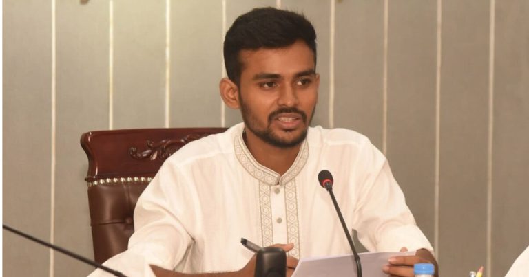 ‘আ. লীগ নিষিদ্ধের প্রশ্নে জনতার ঐক্যে ফাটল ধরাতে আসবেন না’