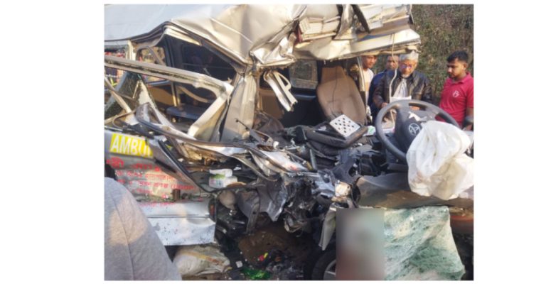 রাজশাহীতে অ্যাম্বুলেন্স-ট্রাক সংঘর্ষে নিহত ৩