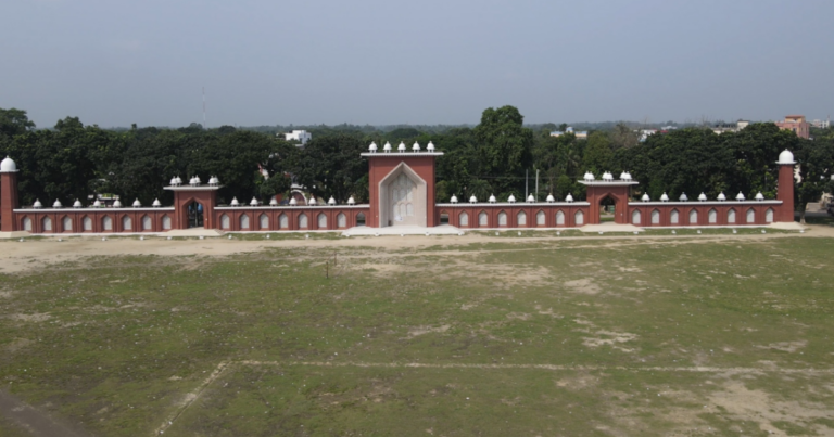 প্রস্তুত দিনাজপুরের গোর-এ-শহীদ বড় ময়দান, ঈদ জামাত সকাল ৯টায়