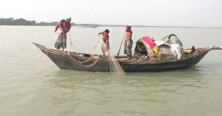 হাওরেও এক মাস নিষিদ্ধ হচ্ছে মাছ ধরা