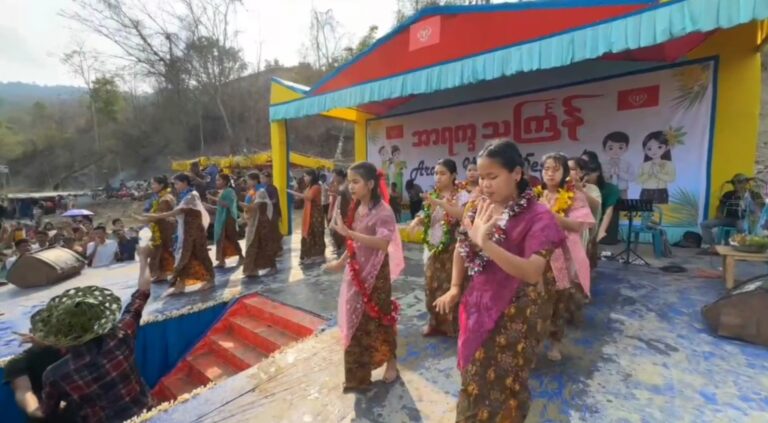 বাংলাদেশের অভ্যন্তরে আরাকান আর্মির জল‌কে‌লি অনুষ্ঠান