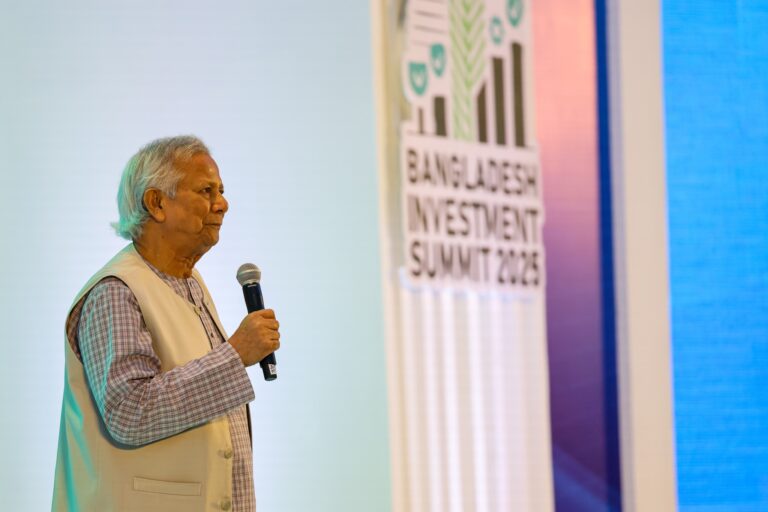 ‘বিশ্বকে বদলে দেয়ার মতো আইডিয়া আছে বাংলাদেশের কাছে’