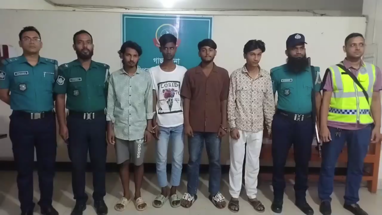 কেএফসি-বাটায় ভাঙচুর-লুটপাট, সারাদেশে গ্রেপ্তার ৪৯