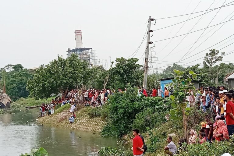 ডাকাতিয়ায় গোসলে কলেজছাত্র নিখোঁজ