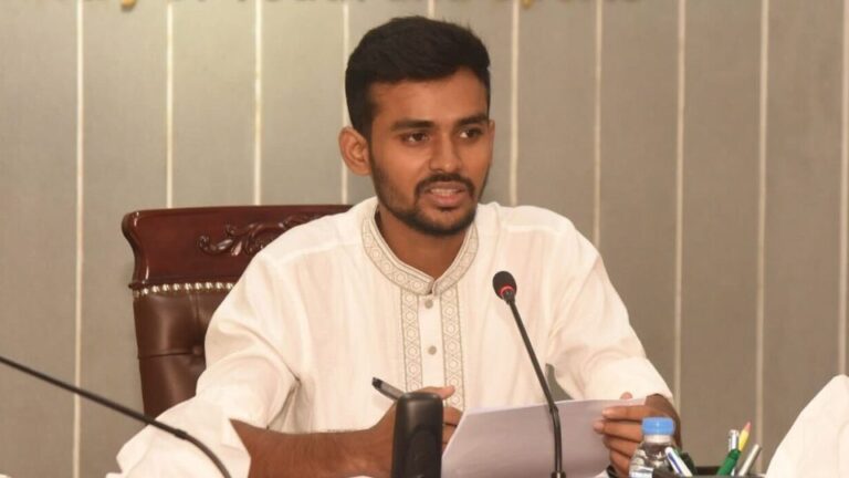 সরকার দুটি পিএসসি করার সিদ্ধান্ত নিয়েছে: আসিফ মাহমুদ