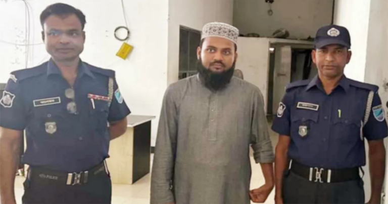 ফেসবুকে খালেদা জিয়াকে নিয়ে ‘কুরুচিপূর্ণ’ মন্তব্য, ইমাম গ্রেপ্তার