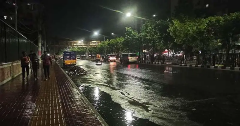 চৈত্রের সন্ধায় রাজধানীতে ঝড়-বজ্রপাত
