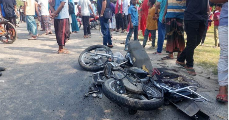 কুষ্টিয়ায় বাসচাপায় ২ মোটরসাইকেল আরোহী নিহত