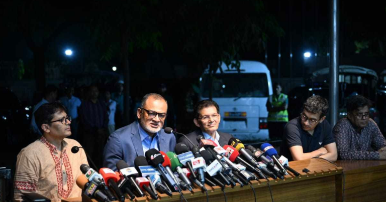 শুল্ক ইস্যুতে ট্রাম্প প্রশাসনের সঙ্গে প্রধান উপদেষ্টা নিজেই কথা বলবেন: বাণিজ্য উপদেষ্টা
