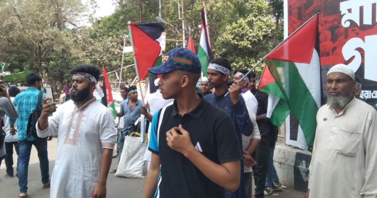 মার্চ ফর গাজা: সোহরাওয়ার্দীতে মানুষের ঢল