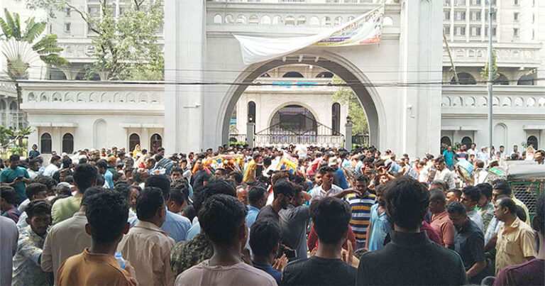 উপদেষ্টা আসিফ মাহমুদকে নগর ভবনে অবাঞ্ছিত ঘোষণা