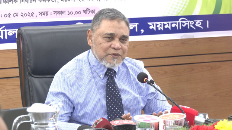 আমরা নিরপেক্ষ নির্বাচনের শপথ নিয়েছি: সিইসি
