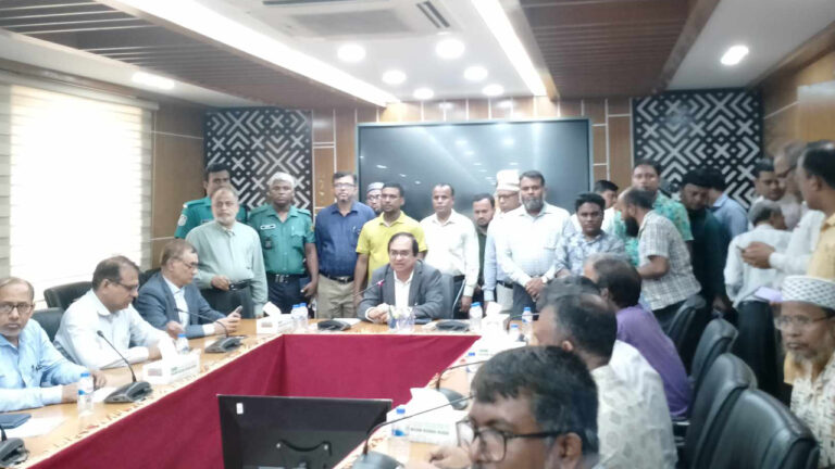 সরকারি কর্মচারীদের বুধবারের আন্দোলন স্থগিত