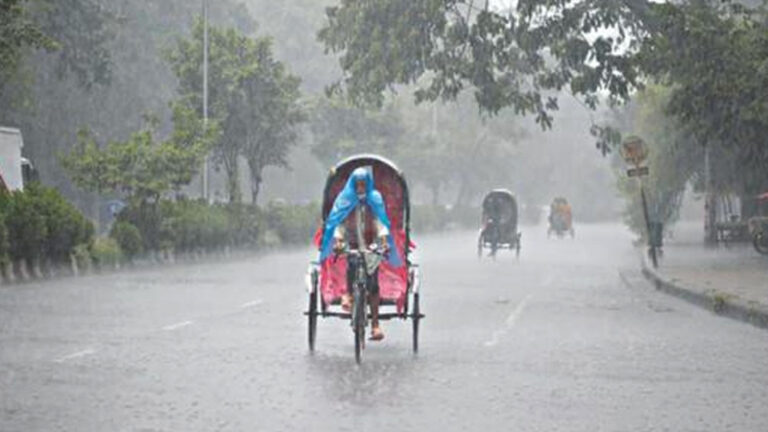 ঢাকাসহ ৫ বিভাগে বজ্রসহ বৃষ্টির সম্ভাবনা