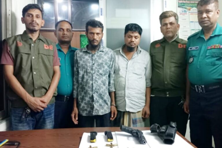 চাঁদপুরে পুলিশ কর্মকর্তার চুরি হওয়া অস্ত্র-গুলি ঢাকায় উদ্ধার