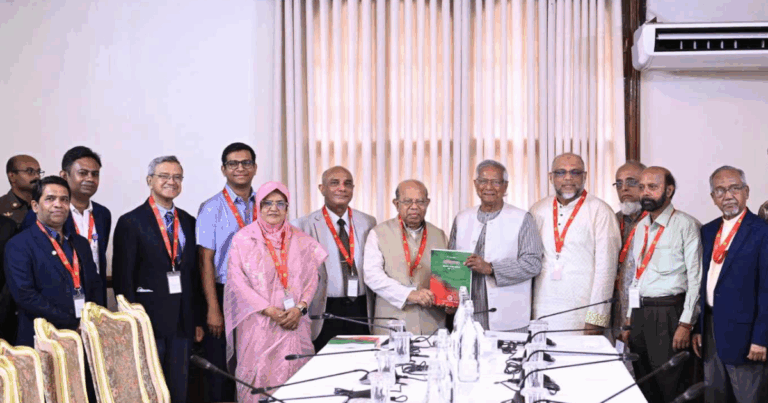 চিকিৎসকের সাথে দেখা করতে পারবেন না ওষুধ কোম্পানির প্রতিনিধি