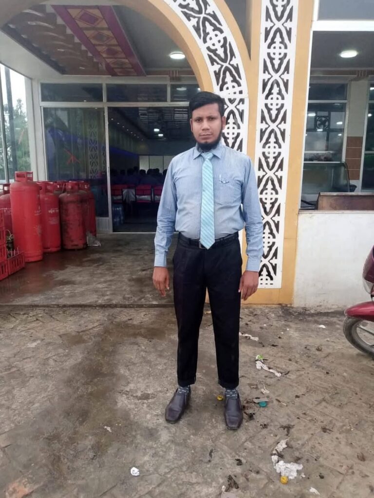 ঝিনাইদহে স্যালোইঞ্জিন চালিত গাড়ির ধাক্কায় প্রাণ গেল যুবকের