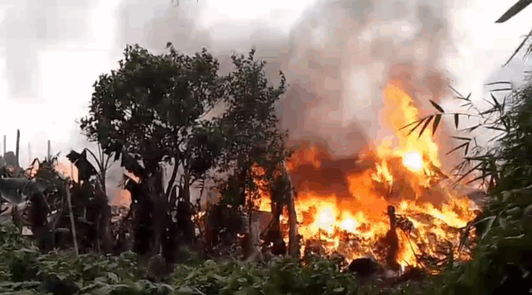 গাজীপুরে ঝুটের গুদামে ভয়াবহ আগুন, নিয়ন্ত্রণে ৬ ইউনিট