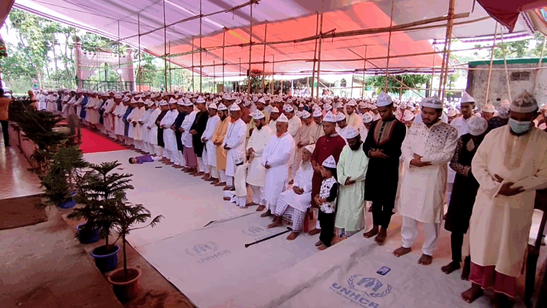 সৌদির সঙ্গে মিল রেখে চট্টগ্রামের ৬০ গ্রামে ঈদ উদযাপন