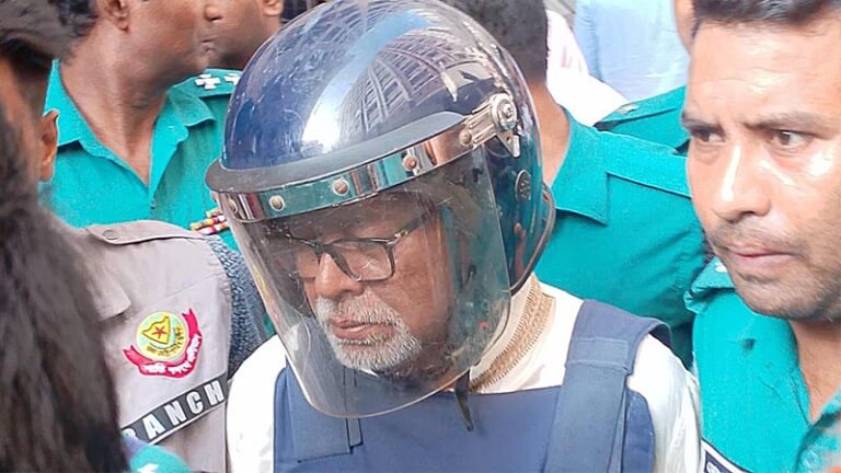 ফের ৪ দিনের রিমান্ডে সাবেক সিইসি নূরুল হুদা