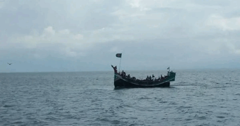 ৭ দিন পর সেন্টমার্টিন-টেকনাফ রুটে ট্রলার চলাচল শুরু