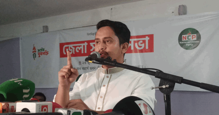 অন্তর্বর্তী সরকার’কে দুর্বল দেখতে চাই না: সারজিস