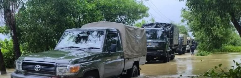 ফেনীতে বন্যা: উদ্ধার ও ত্রাণ কার্যক্রমে সেনাবাহিনী