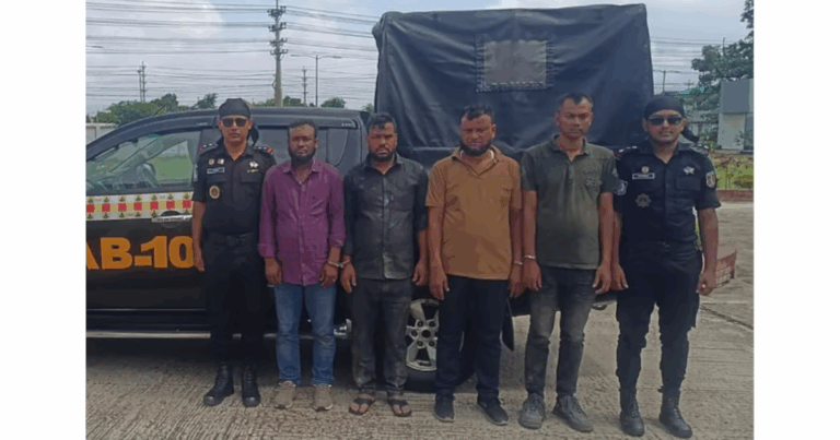 ভুয়া র‍্যাব’কে ধাওয়া দিল আসল র‍্যাব