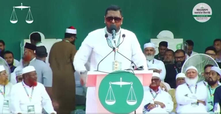 জামায়াত আমিরকে জুলাই অভ্যুত্থানের অন্যতম মাস্টারমাইন্ড বললেন ড. ফয়জুল হক