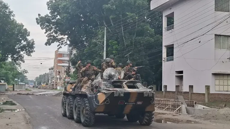 চলছে কারফিউ, থমথমে গোপালগঞ্জ