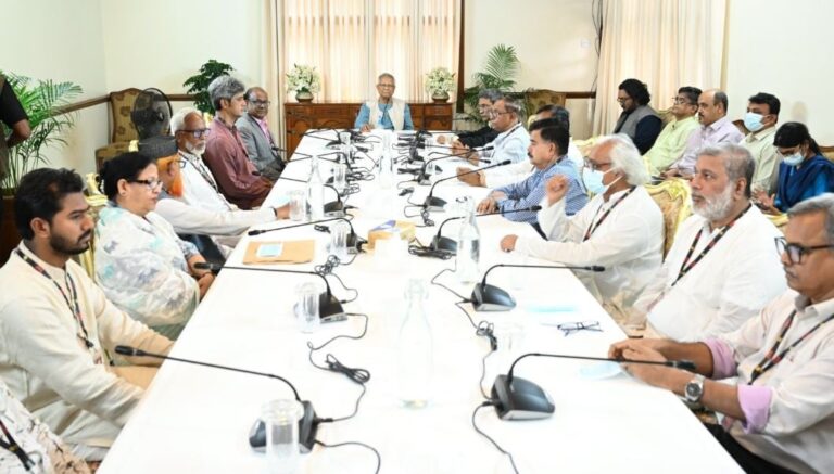 পরাজিত শক্তির নানা ষড়যন্ত্রের লক্ষণ দেখা যাচ্ছে : প্রধান উপদেষ্টা