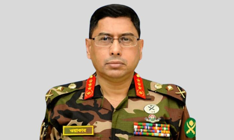চীন সফর শেষে দেশে ফিরেছেন সেনাপ্রধান