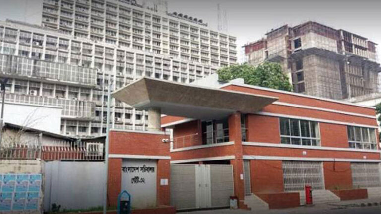 সচিবালয়ের নিরাপত্তা জোরদারে স্বরাষ্ট্র মন্ত্রণালয়ের ৭ নির্দেশনা