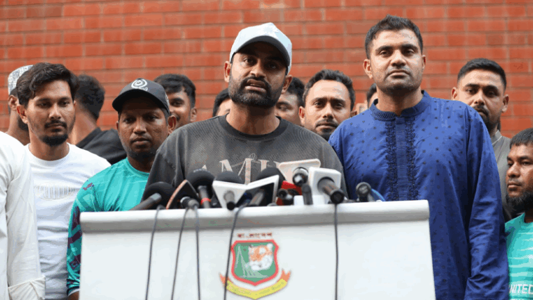 বিসিবির নির্বাচনে অংশ নেওয়ার ঘোষণা তামিমের
