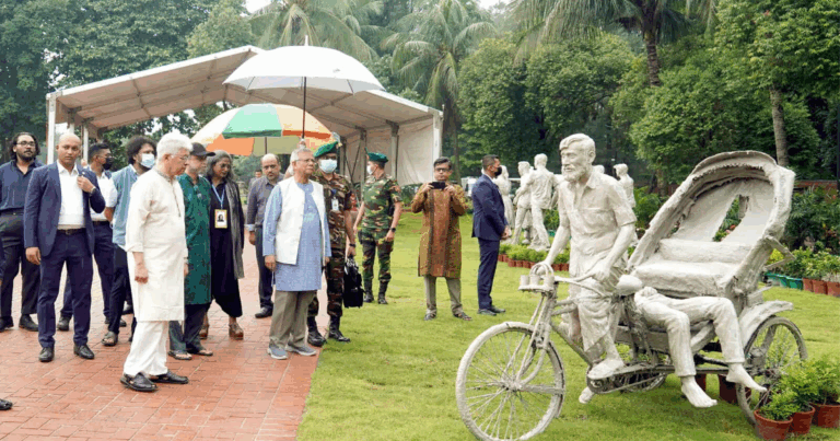 ‘জুলাই গণ-অভ্যুত্থান স্মৃতি জাদুঘর’ পরিদর্শন করলেন প্রধান উপদেষ্টা