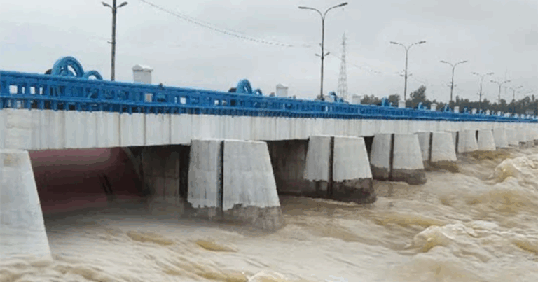 তিস্তা নদীর পানি বিপৎসীমার ওপরে, বন্যা শঙ্কায় ৪ জেলা