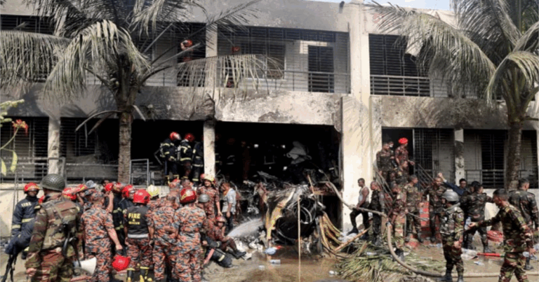 মাইলস্টোন ট্র্যাজেডি: ৩৩ দিন মৃত্যুর সঙ্গে লড়ে না ফেরার দেশে তাসনিয়া