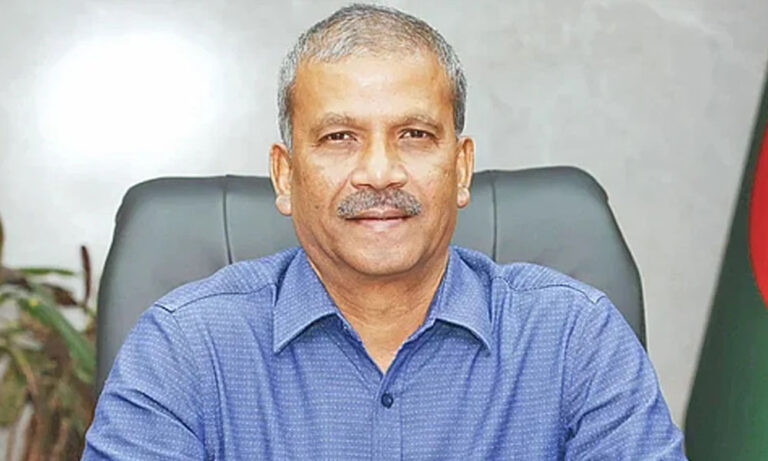 ডাকসু নির্বাচনের ফলাফল মেনে নেয়া প্রার্থীদের আইন উপদেষ্টার অভিনন্দন