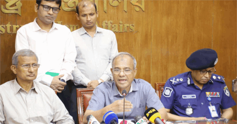 এবার দুর্গাপূজা অবশ্যই ভালো হবে: স্বরাষ্ট্র উপদেষ্টা