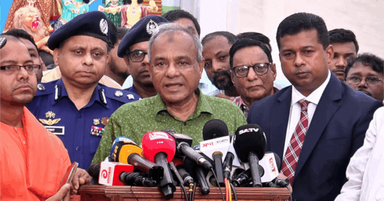শারদীয় দুর্গাপূজায় কোনো নিরাপত্তা ঝুঁকি নেই: স্বরাষ্ট্র উপদেষ্টা