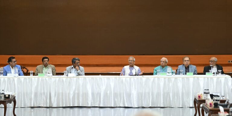 বাংলাদেশের উন্নয়ন অগ্রযাত্রায় তারুণ্যের ভূমিকা অপরিসীম: প্রধান উপদেষ্টা